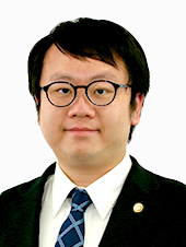村林　翔