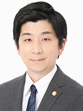 小山 秀